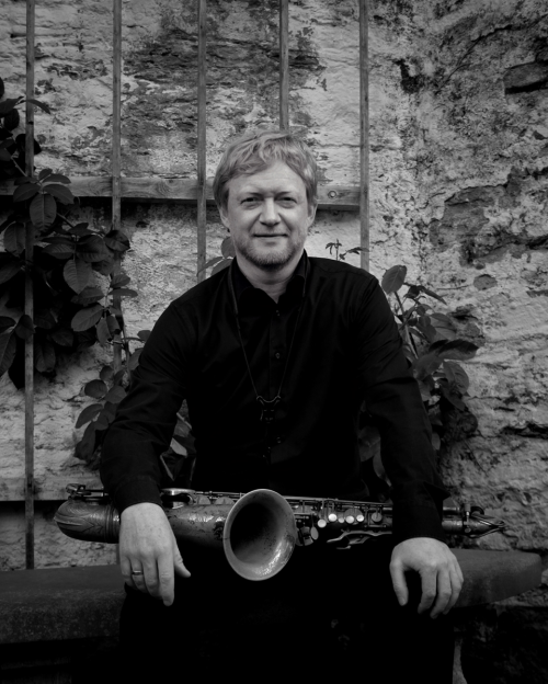 Portrait des Saxophonisten Steffen Weber